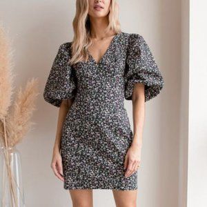 NWT LuLu's 'Keep It Sunny' Black Floral Print Puff Sleeve Mini Dress  (XS)